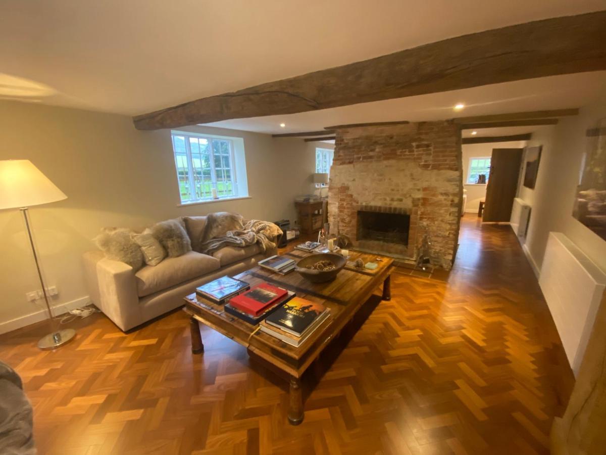 Charlton End - Goodwood Events Bed & Breakfast Чичестър Екстериор снимка