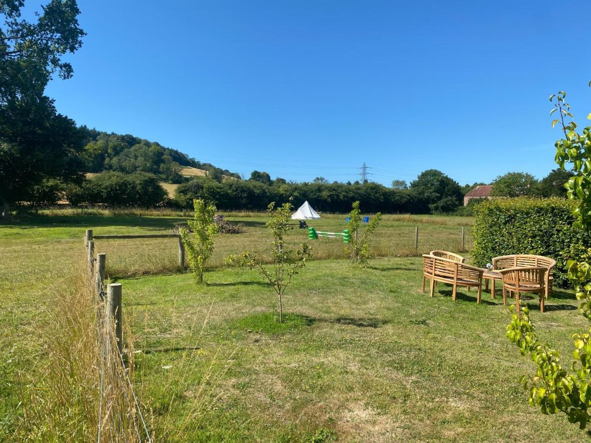 Charlton End - Goodwood Events Bed & Breakfast Чичестър Екстериор снимка